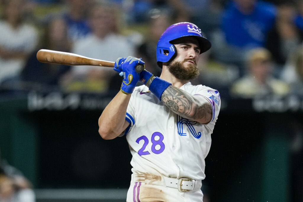 A Kyle Isbell le han diagnosticado un desgarro de la fascia plantar de grado 3.