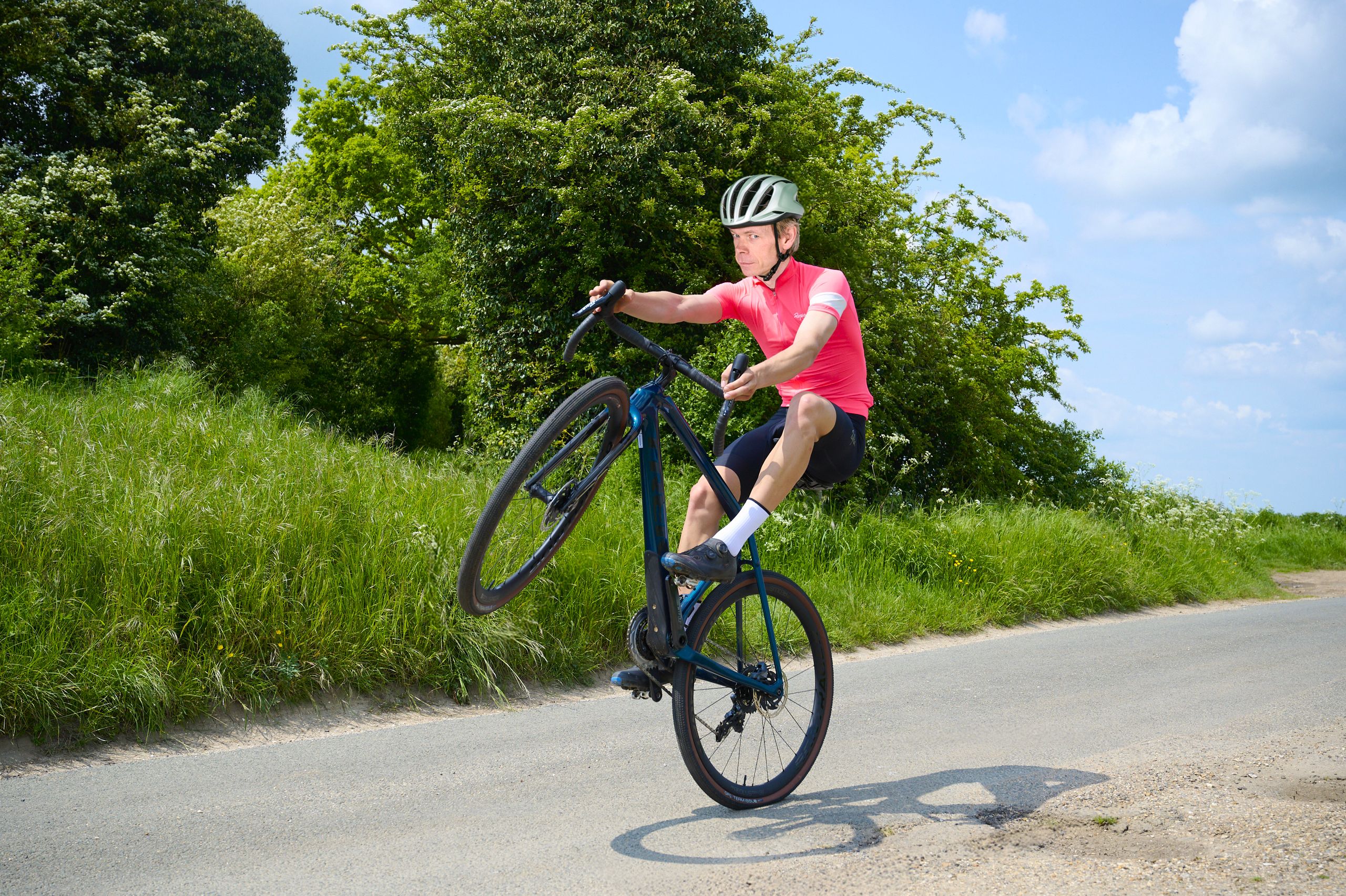 A diferencia de aprender a montar en bicicleta, aprender a no chocar es algo que se olvida sin esfuerzo