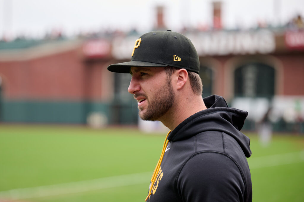 Bravos y Piratas cambian a Joey Bart por Hunter Stratton