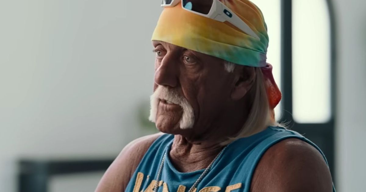 Brooke Hogan afirma que alguien puso a Hulk Hogan en su contra en medio de la controversia sobre la investigación de la muerte.