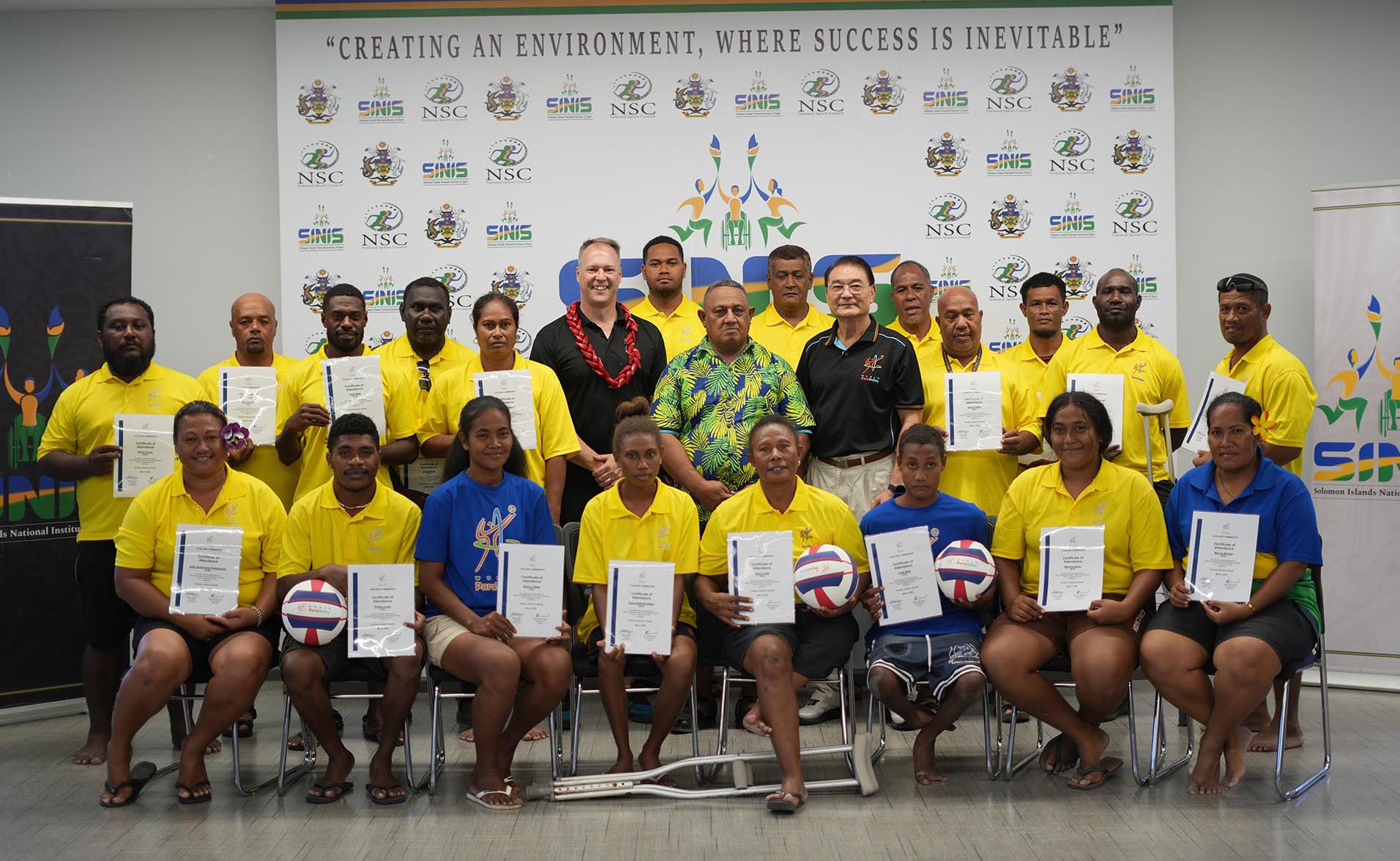 Conclusión de la primicia histórica: un curso de formación dual en el deporte de ParaVolley capacita a los países del Pacífico < World ParaVolleyWorld ParaVolley