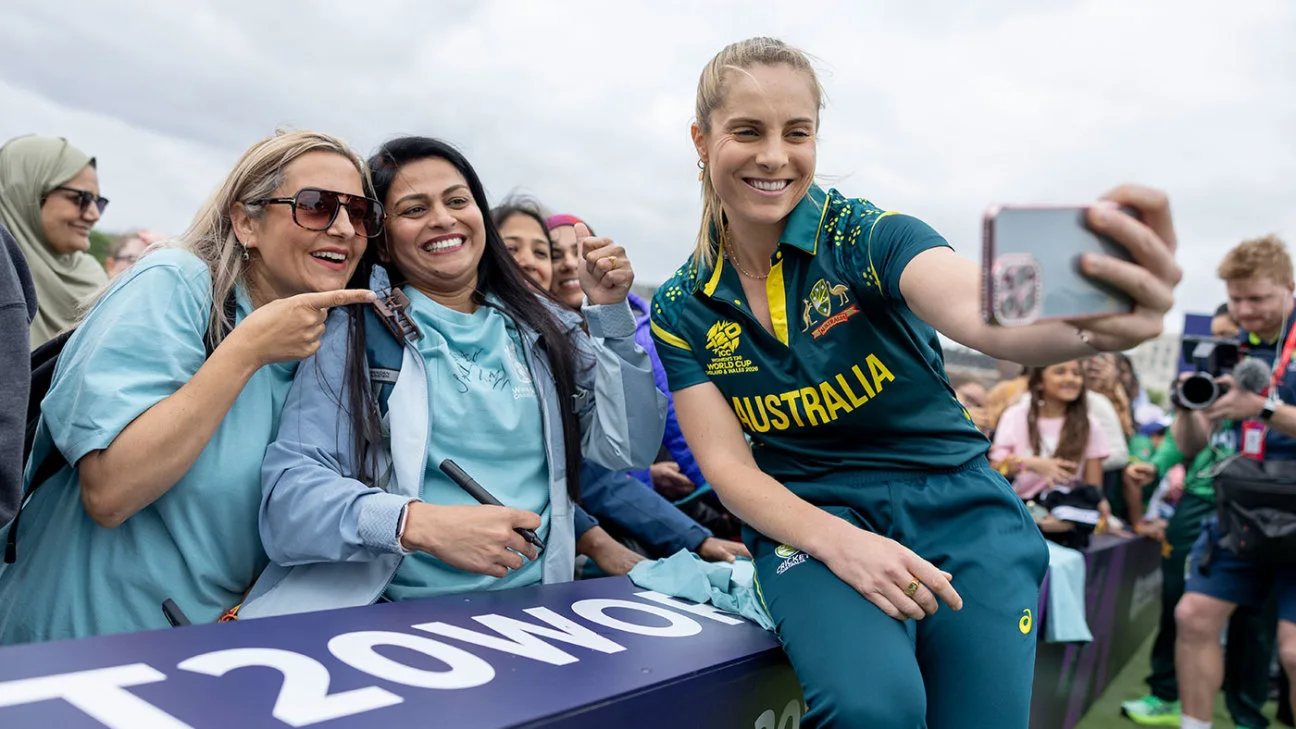Copa Mundial Femenina T20 2026: Sophie Molyneux insta a Australia a jugar libremente para recuperar el título