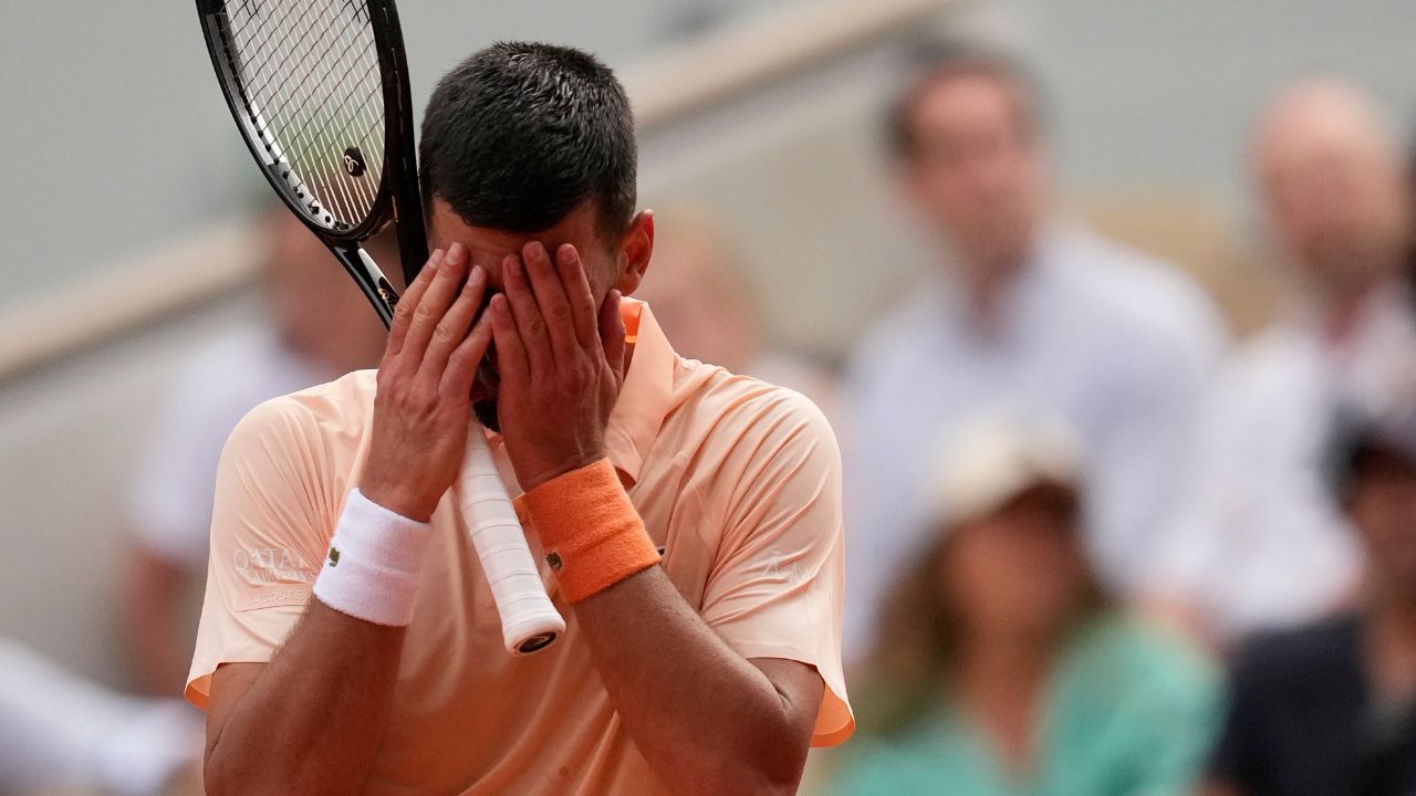 Djokovic noquea a Fonseca en tercera ronda del Abierto de Francia