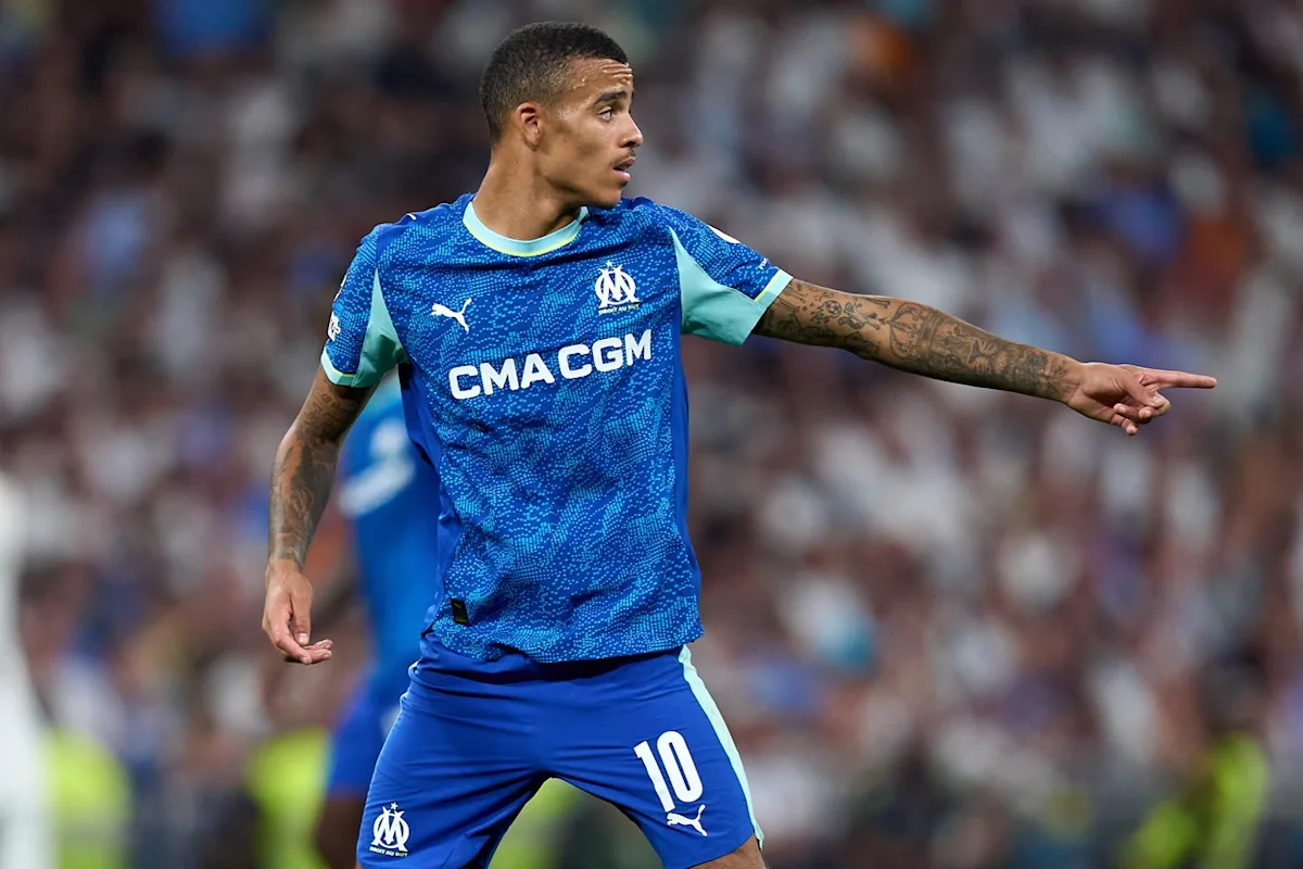 El Arsenal ha sido vinculado con un movimiento sorpresa para el exdelantero del Manchester United