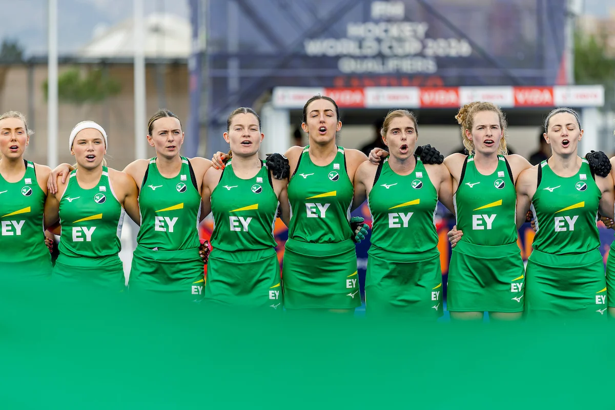 El equipo femenino de Irlanda ha sido anunciado antes de las emocionantes etapas finales de la Liga Profesional de Hockey 2025/26.