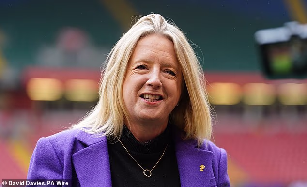 La directora ejecutiva de Welsh Rugby Union, Abbey Tierney, defendió su posición en medio de las críticas.