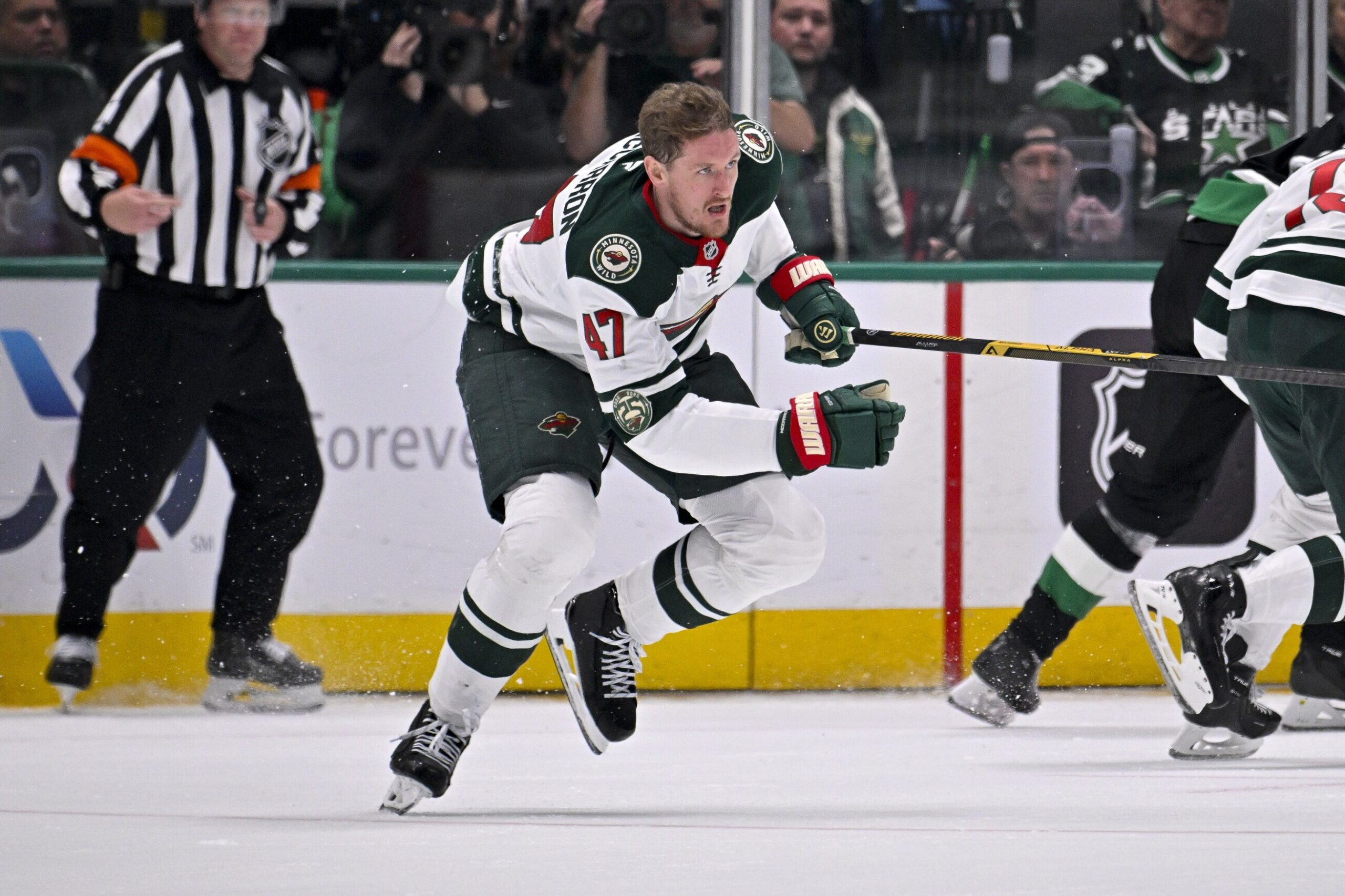 Es posible que a Michael McCarron todavía le paguen de más a pesar de darle a los Wild un oponente: el Minnesota Wild