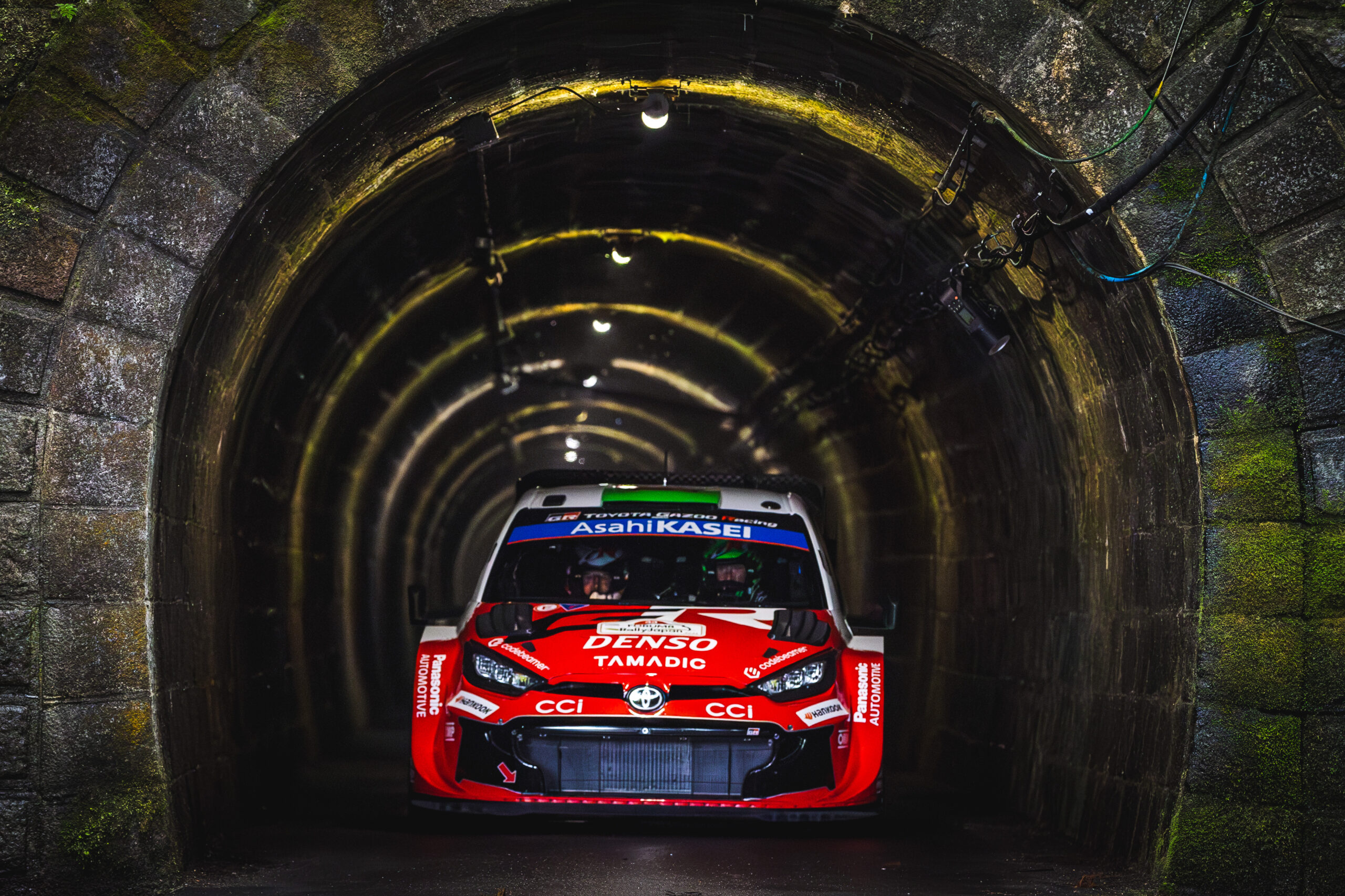 Evans lidera el top cuatro de Toyota después del viernes en Japón