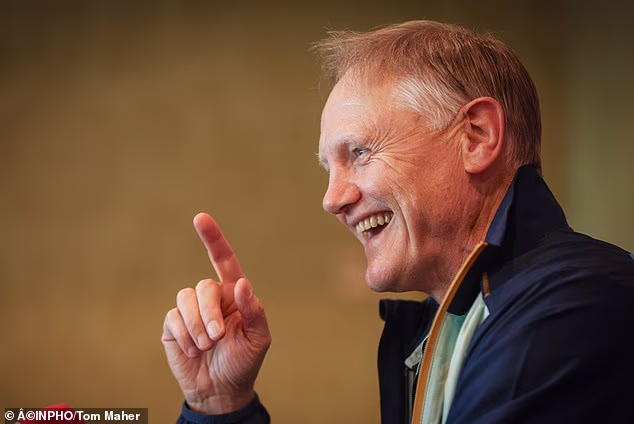 Joe Schmidt estará ansioso por demostrar su punto cuando su equipo australiano se enfrente a Irlanda en Sydney.