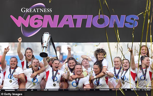 Las Rosas Rojas ampliaron su racha de victorias a 38 partidos y consiguieron un octavo título consecutivo del Seis Naciones femenino y un quinto título consecutivo de Grand Slam en Burdeos.