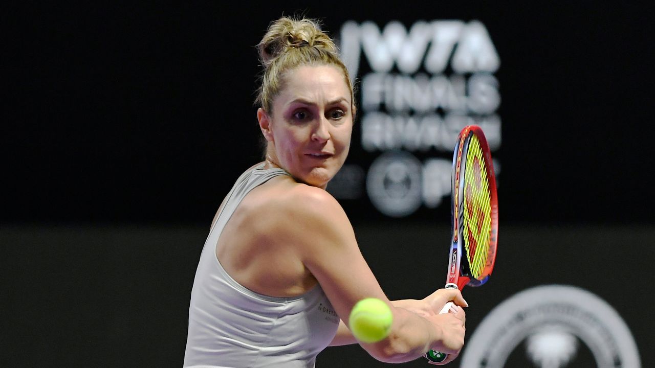 La canadiense Dabrowski pierde en la semifinal de dobles femenino del Abierto de Francia