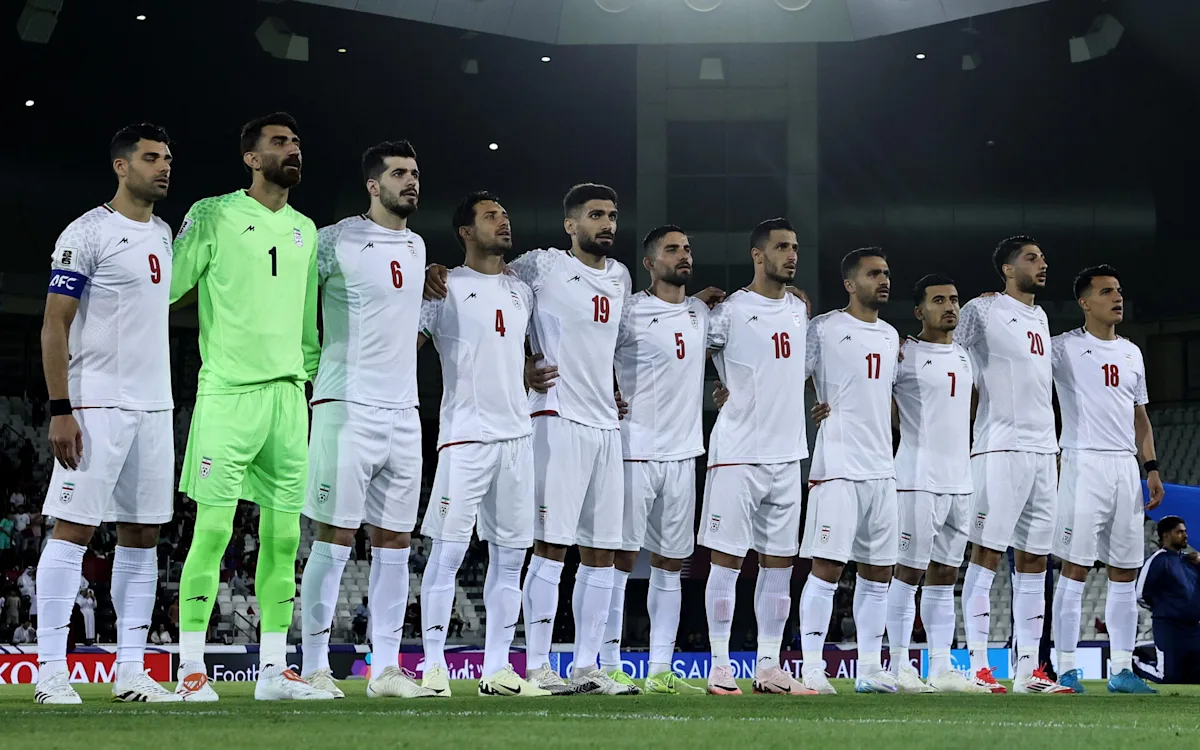 La carta manuscrita que Irán dejó en el vestuario del Mundial mientras continúan los problemas para viajar a EE.UU.