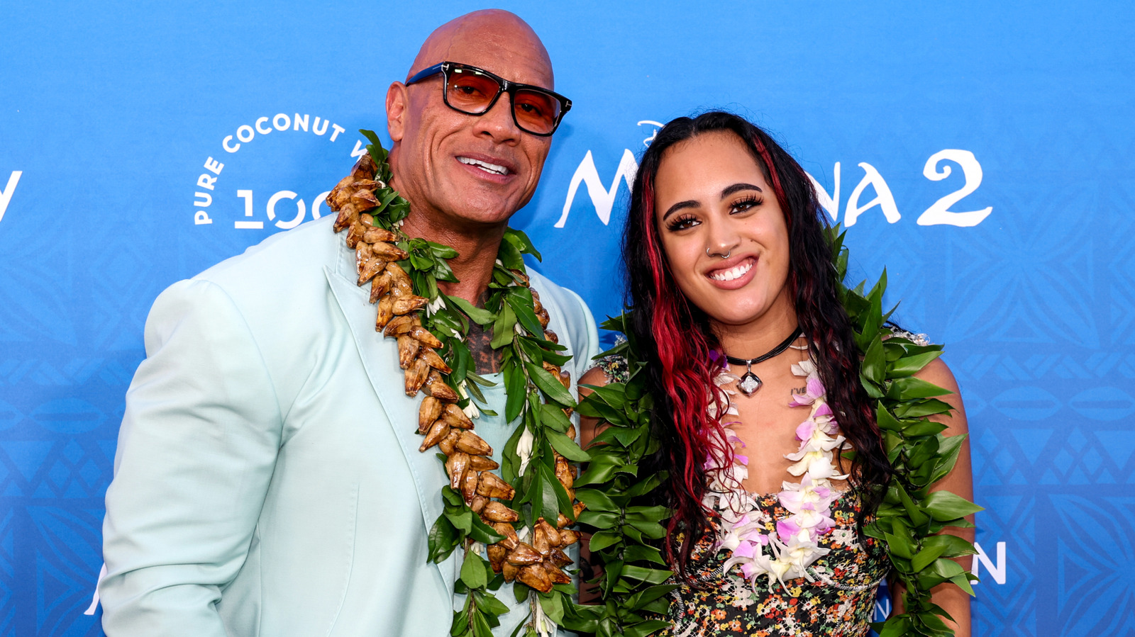 La ex estrella de la WWE Simone Johnson dice que su madre (y su jefe) juegan un papel importante en el éxito de The Rock