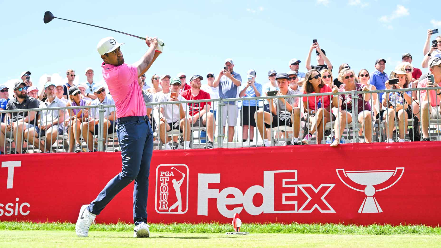 La interrupción del calendario del PGA Tour llevó a su primera aparición en un torneo