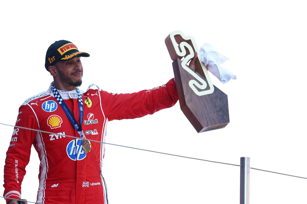 La opinión de Wolff sobre el regreso de Hamilton a Ferrari: "Quizás una novia ayude"