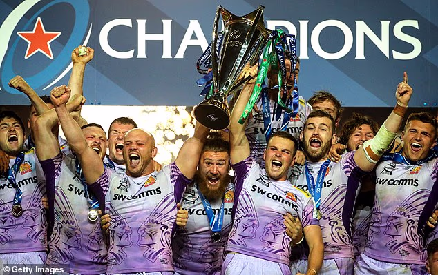 Los Exeter Chiefs celebran haber ganado la Copa de Campeones 2020 en un Ashton Gate vacío: la última vez que un equipo no francés ganó la competición de élite del rugby europeo.