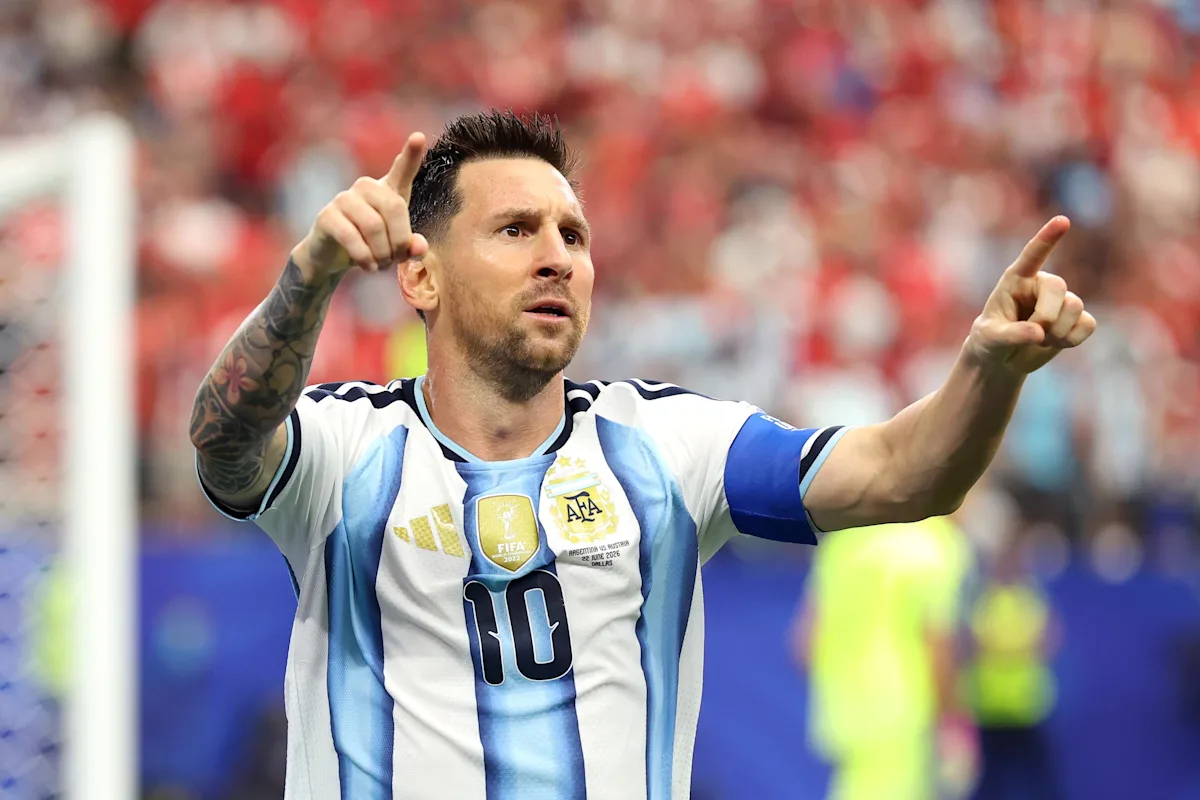 Lionel Messi, Kylian Mbappé y Erling Haaland impresionan mientras se calienta la carrera por la Bota de Oro del Mundial