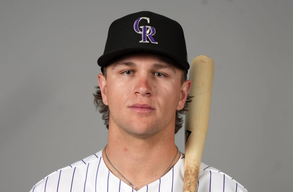 Los Rockies seleccionan a Cole Carrig - Rumores comerciales de la MLB