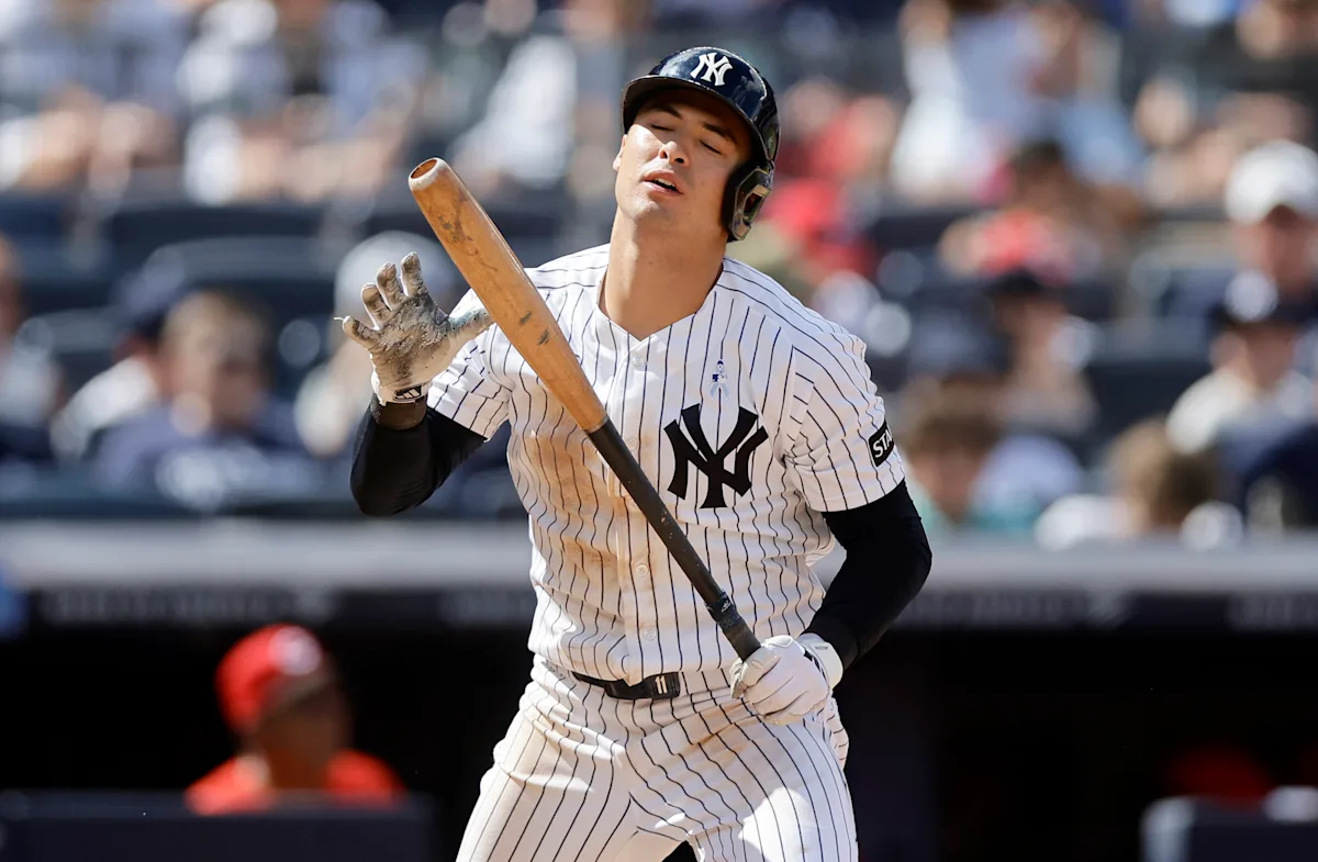Los Yankees no volvieron a conectar un jonrón con corredores en posición de anotar, perdiendo la serie final ante los Rojos.