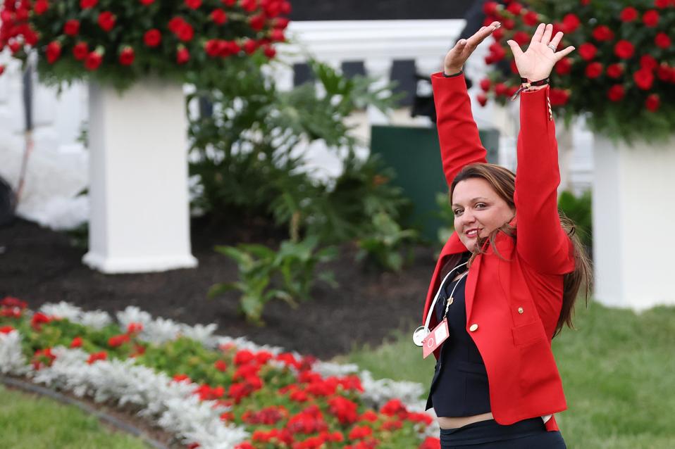 Sherri Defoe está en el punto de mira tras ganar el Kentucky Derby y Belmont