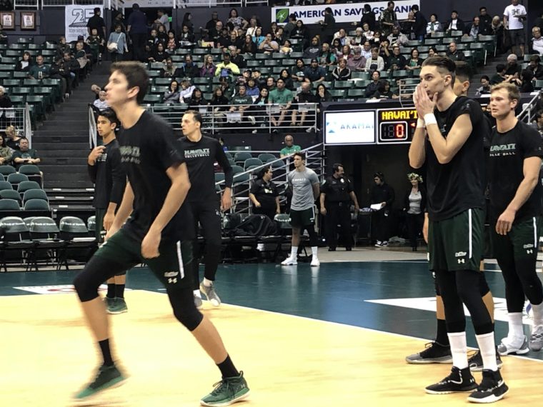 Voleibol masculino de Hawaii: Final No. 1 Hawaii 3, No. 2 BYU 2 - Hawaii Warrior World