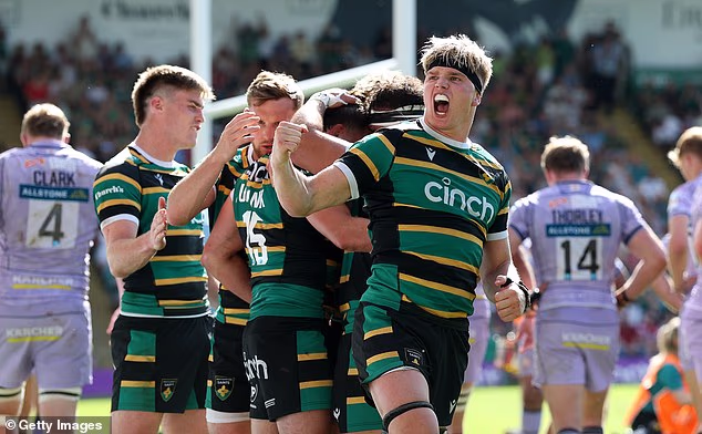 Los Northampton Saints se han asegurado un play-off en casa, pero hay mucha intriga antes de la última ronda de partidos de PREM Rugby.